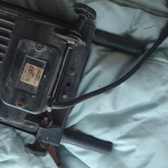 Black Industrial Work Floodlight - Picture 3 of 3